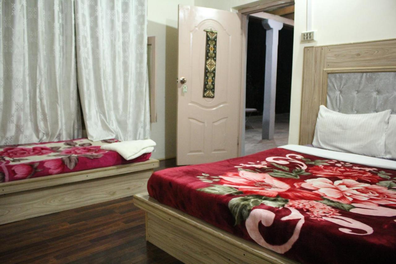 Baltit Heritage Inn Karimabad  Kültér fotó